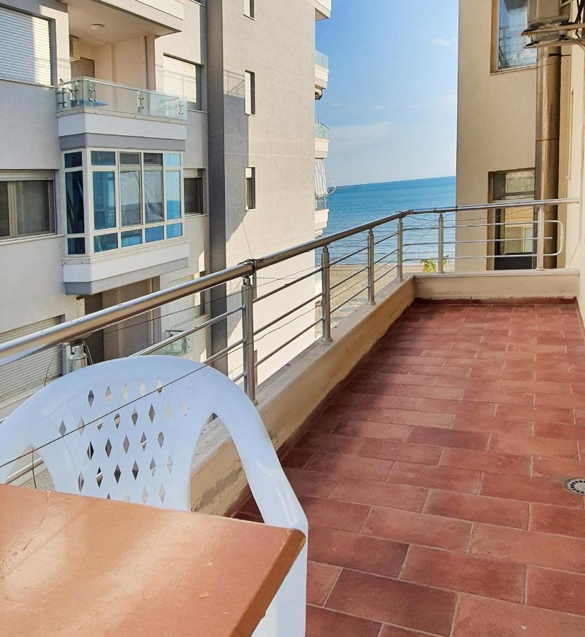 Sea & Sun Apartment Durrës Buitenkant foto